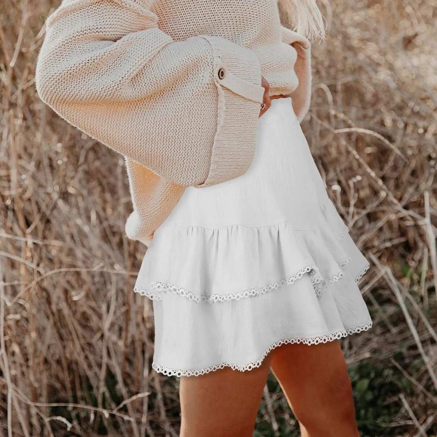 GOOBGS Flowy Shorts for Women High Waisted Lace Skort Trim Trendy Crochet Skirt Tennis Crochet Short
