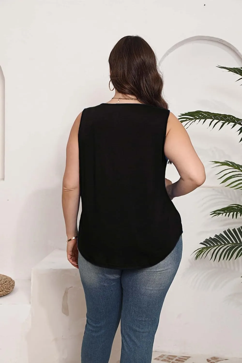 HBEYYTO Women Plus Size Tank Tops Casual Sleeveless Crew Neck Pleated Front Flowy Loose Camisoles Cami Shirts Blouses 1X-5X
