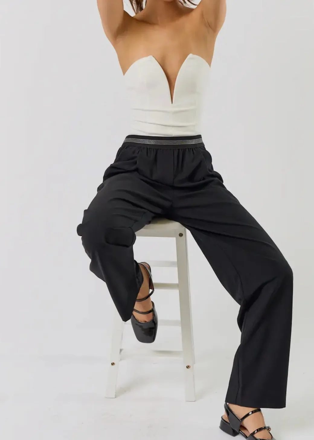 Monroe Strapless V-Neck Bodysuit